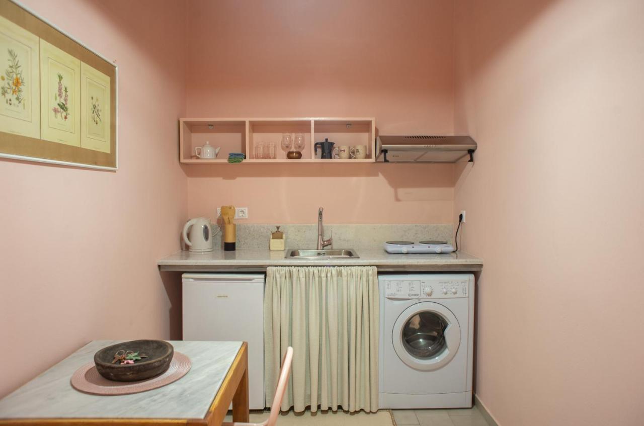 Ann'S Apartment ลิคชูรี ภายนอก รูปภาพ